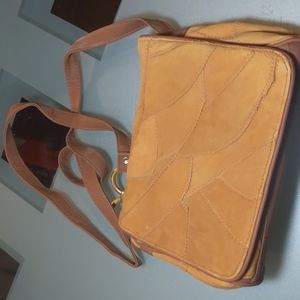 **Vintage crossover bag from the '70s